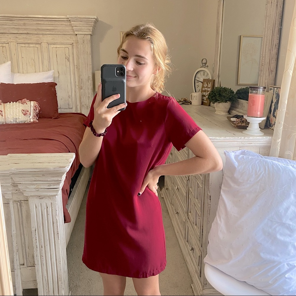 LULUS XS MAROON MINI DRESS TSHIRT